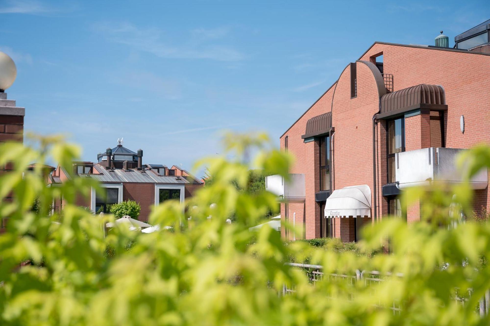 Db Villas Le Ville Del Lido Resort Lido di Venezia Exterior photo