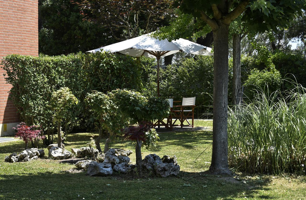 Db Villas Le Ville Del Lido Resort Lido di Venezia Exterior photo